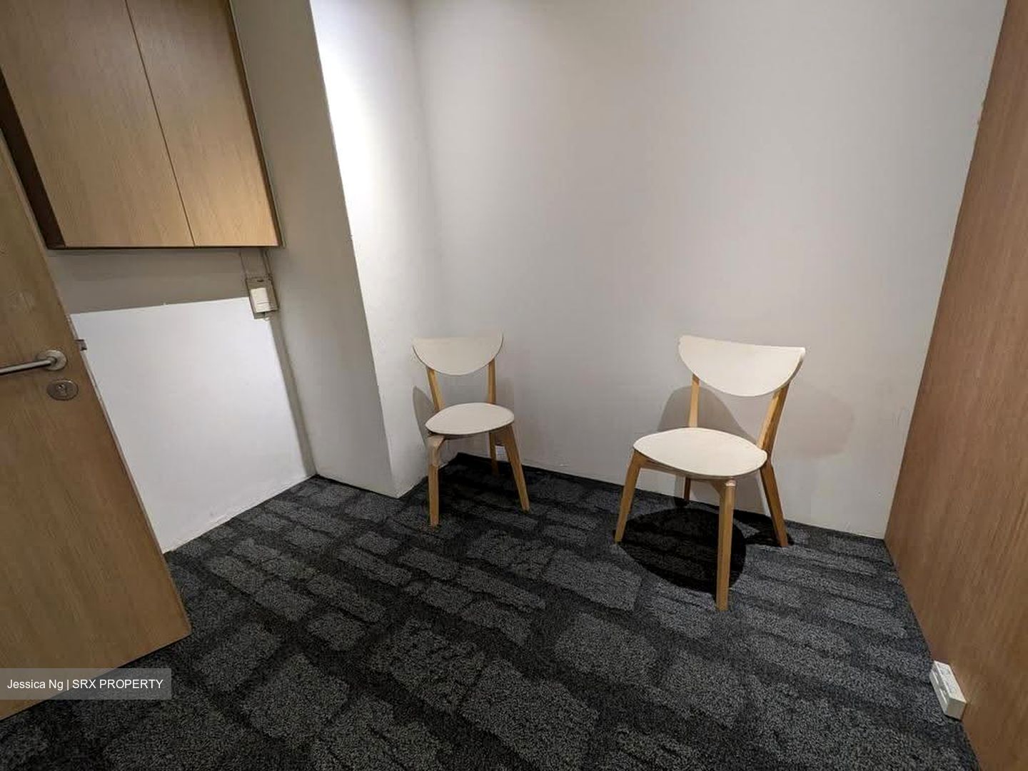 The Adelphi (D6), Office #605326371